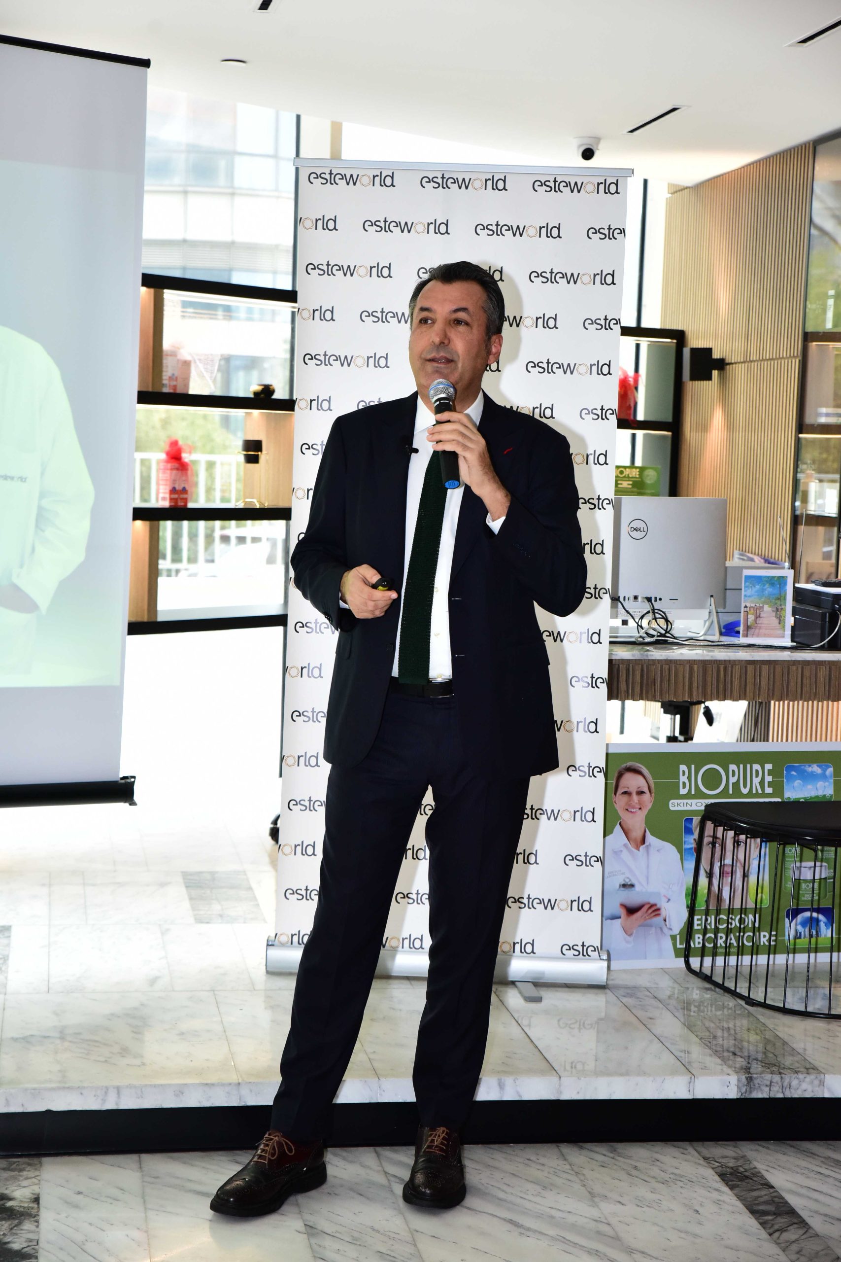 Ataşehir Esteworld'te Cemiyeti Buluşturan Davet 1 (17)
