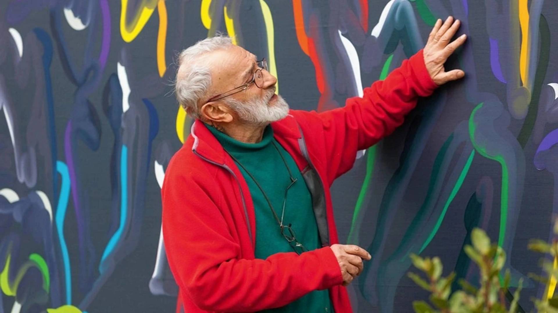 Mustafa Ata’nın sanat yolculuğuna saygı duruşu “Askıda / Suspended” sergisi açıldı!