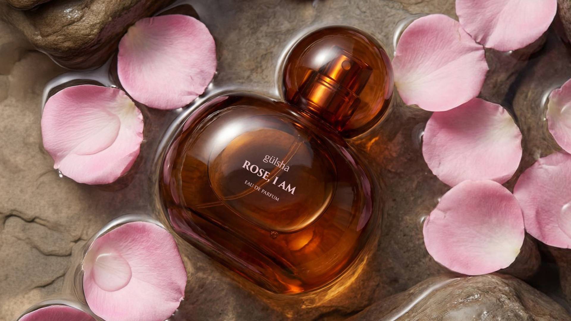 gülsha’nın İlk Parfümü ROSE, I AM